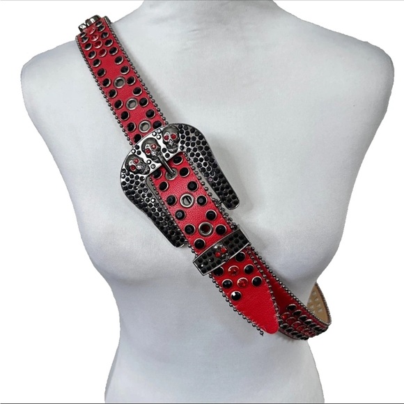 Red Leather rock ‘n’ roll SKULL Studded MOTO Belt Black Crystal Accents LARGE - Picture 4 of 7